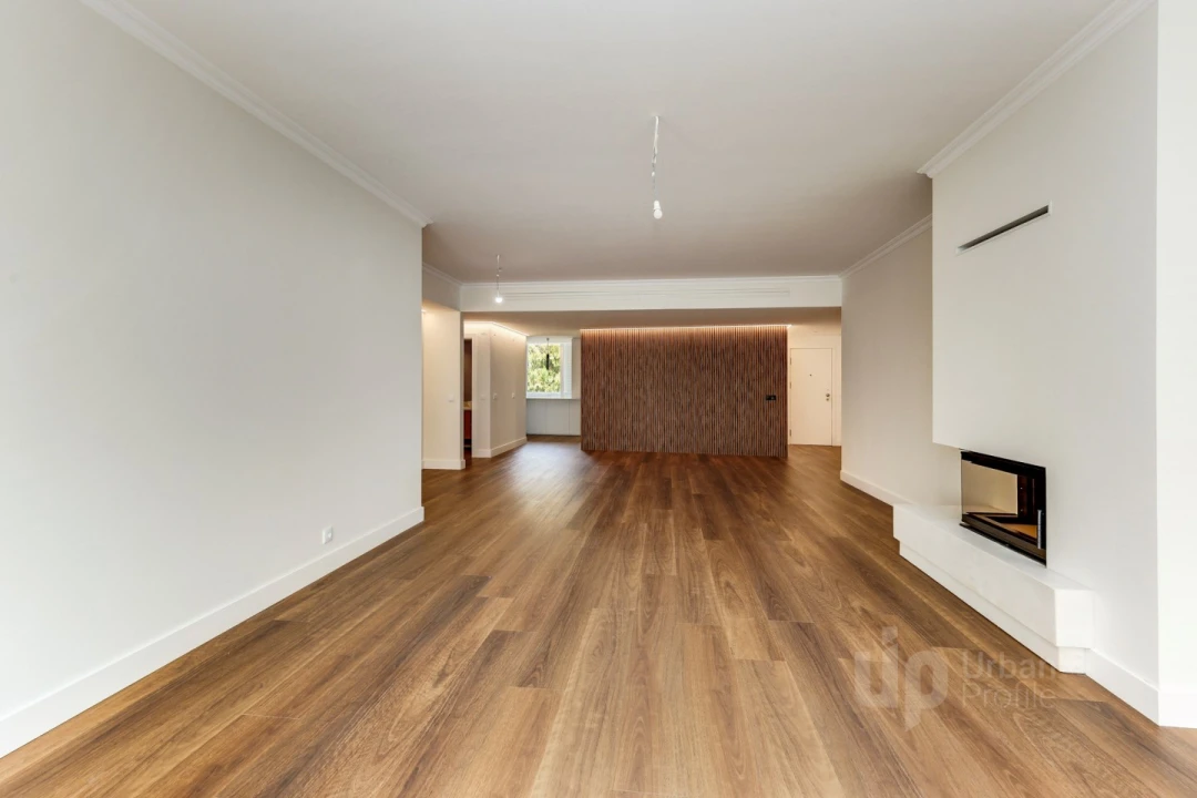 Apartamento T3 para Venda em Parque das Nações Foto 3