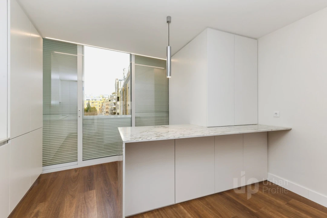 Apartamento T3 para Venda em Parque das Nações Foto 8
