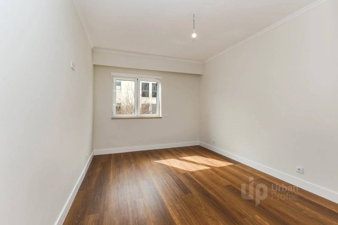 Apartamento T3 para Venda em Parque das Nações Foto 10