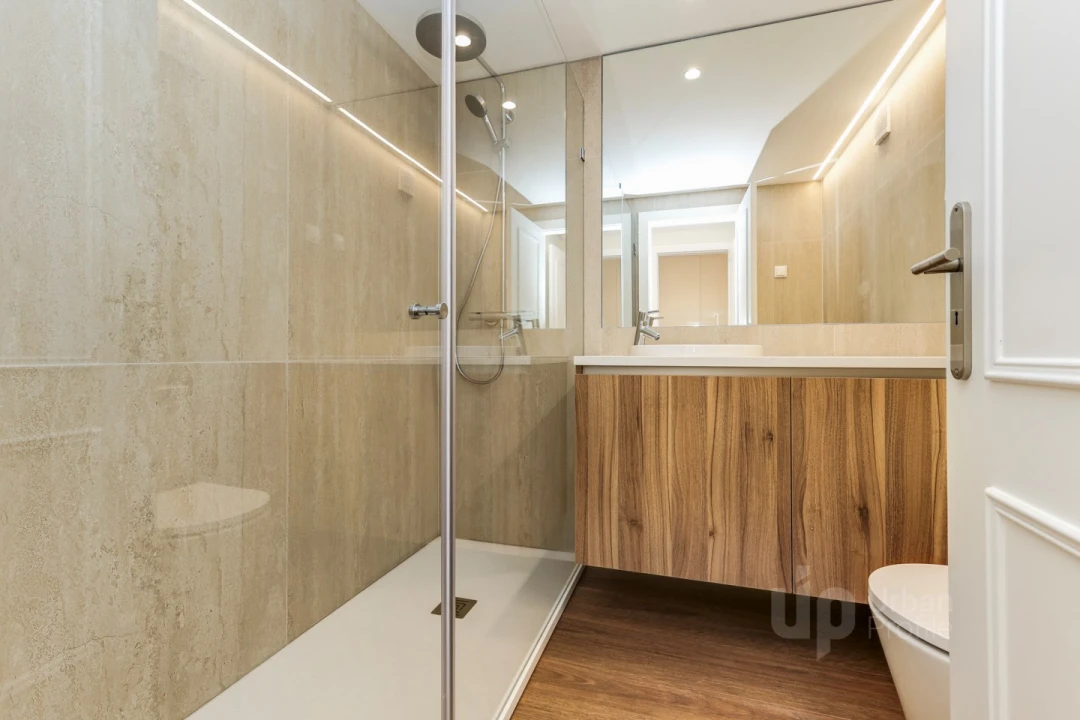 Apartamento T3 para Venda em Parque das Nações Foto 12