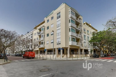 Apartamento T3 para Venda em Parque das Nações