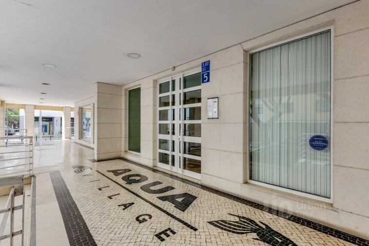 Apartamento T3 para Venda em Parque das Nações Foto 25