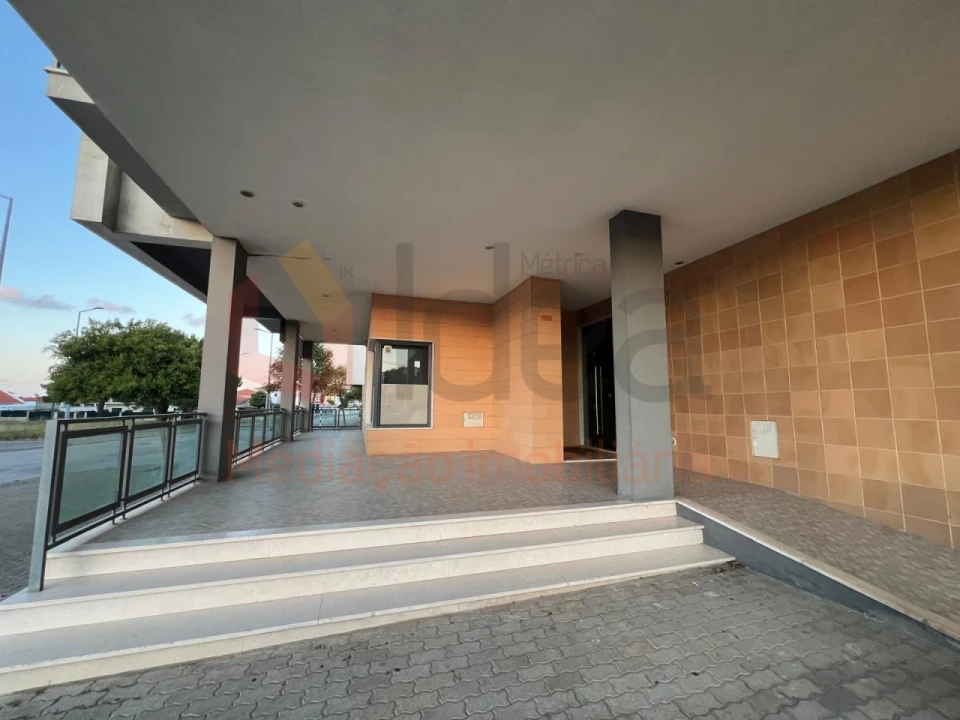 Apartamento T3 para Venda em Fernao Ferro Foto 35