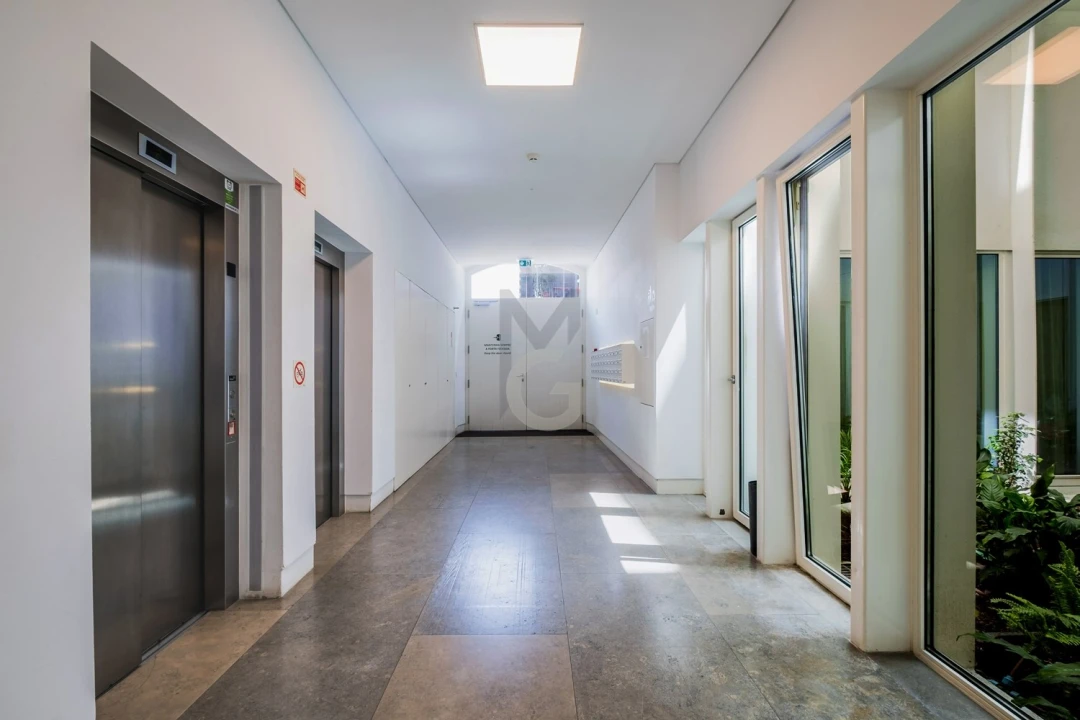Apartamento T3 para Venda em Misericórdia Foto 32