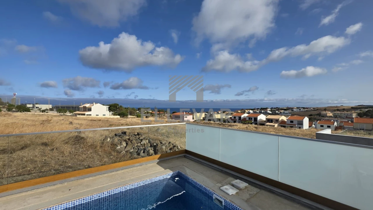 Moradia T2 para Venda em Porto Santo Foto 10