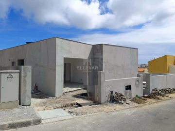 Moradia T2 para Venda em Porto Santo