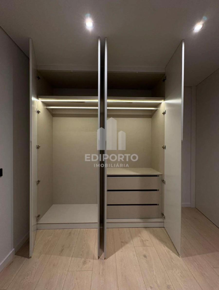 Apartamento T1 para Venda em Gondomar (São Cosme), Valbom e Jovim Foto 13