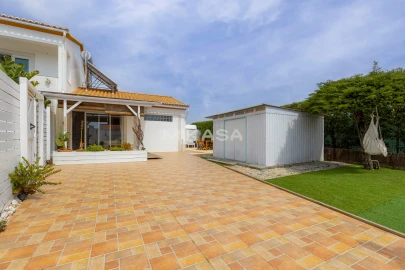 Moradia T5 para Venda em Aljezur