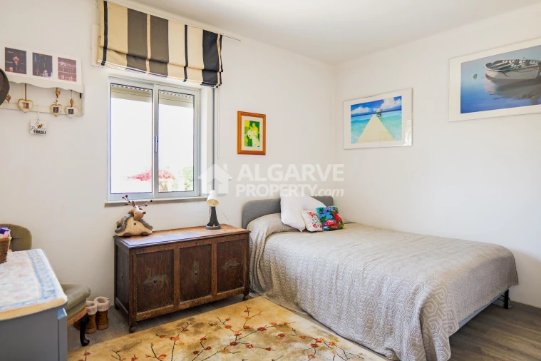 Apartamento T3 para Venda em Quarteira Foto 14