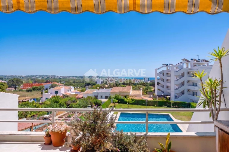 Apartamento T3 para Venda em Quarteira Foto 21