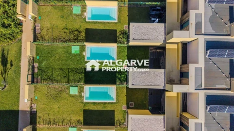 Moradia T2 para Venda em Quarteira