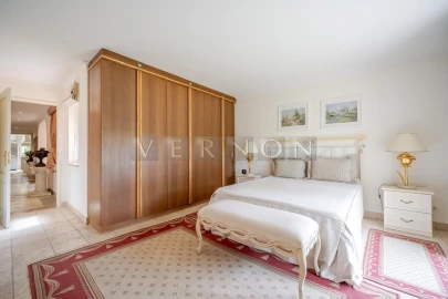 Moradia T5 para Venda em Porches