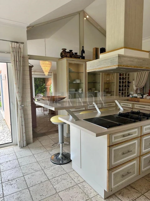 Moradia T5 para Venda em Porches