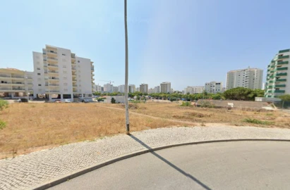 Terreno para Venda em Quarteira