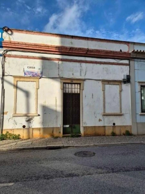 Terreno para Venda em Faro (Sé e São Pedro)