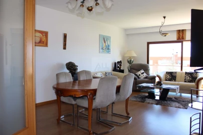 Apartamento T3 para Venda em Portimão