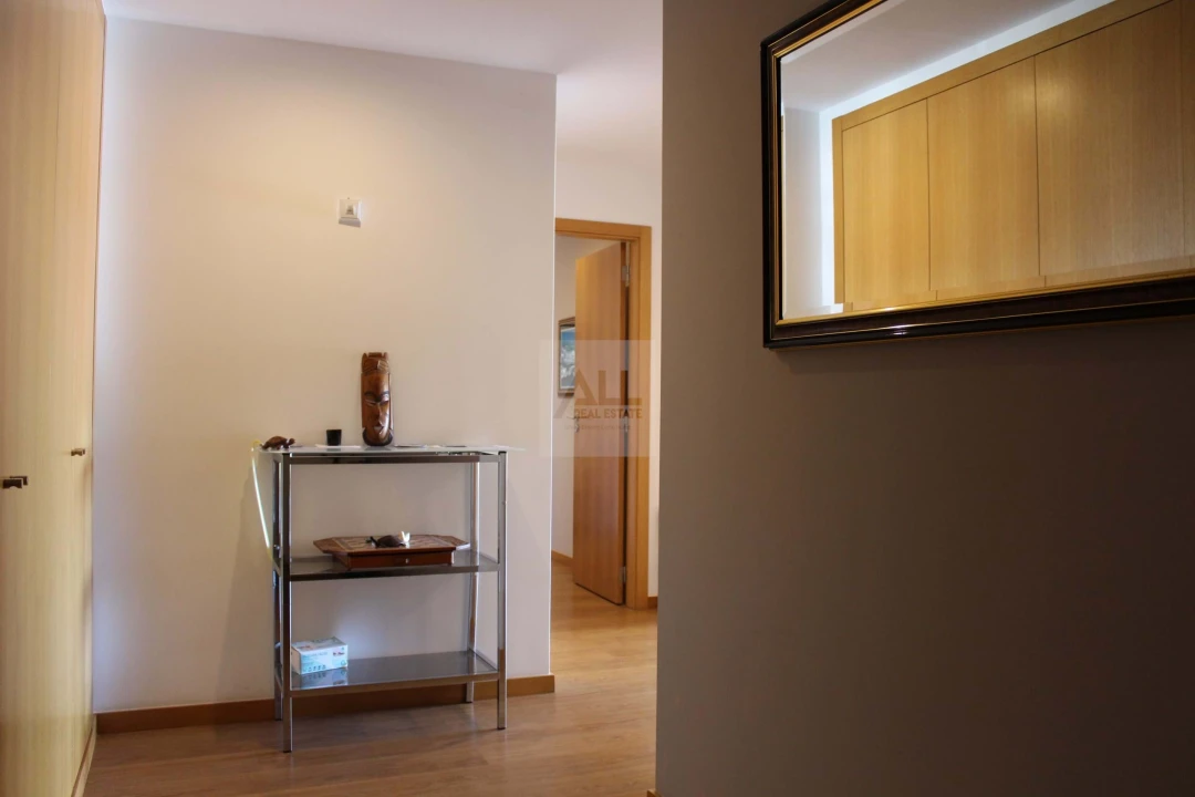 Apartamento T3 para Venda em Portimão Foto 2