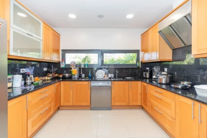 Moradia T6 para Venda em Lagos (São Sebastião e Santa Maria)