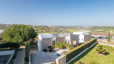 Moradia T6 para Venda em Lagos (São Sebastião e Santa Maria)