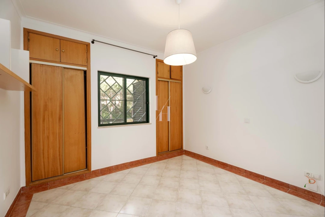 Apartamento T2 para Venda em Quarteira Foto 10