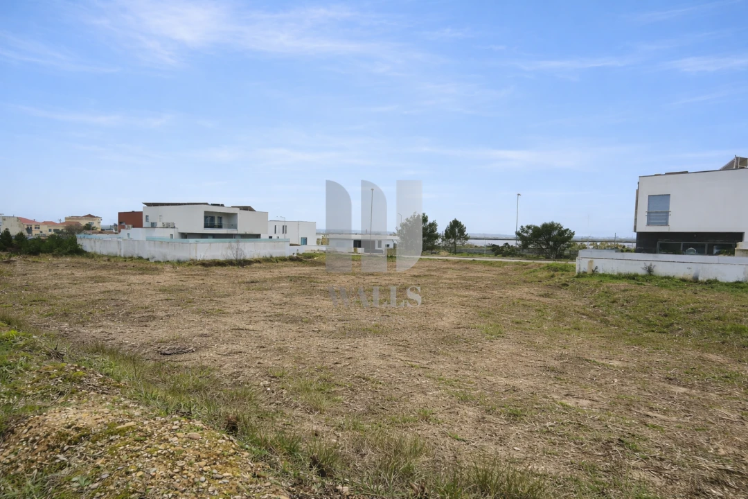 Terreno para Venda em Vila Verde Foto 1