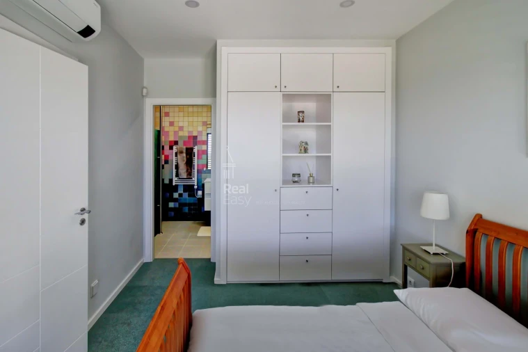 Moradia T4 para Venda em Santa Catarina da Fonte do Bispo Foto 24