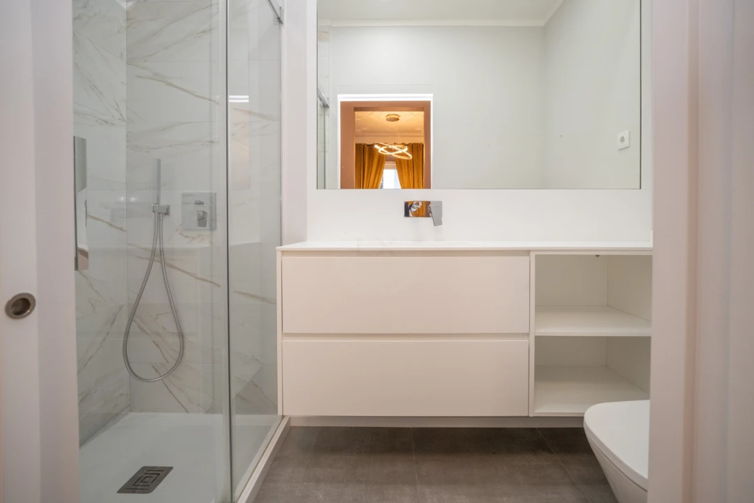 Apartamento T2 para Venda em Arroios Foto 19