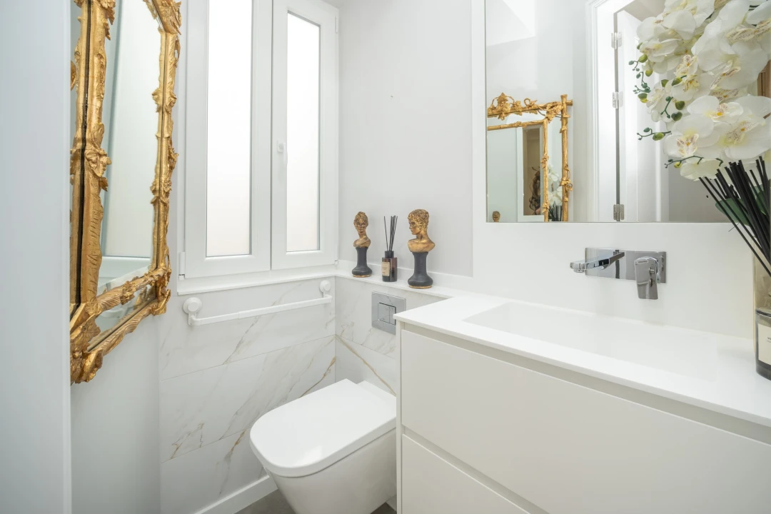 Apartamento T2 para Venda em Arroios Foto 24