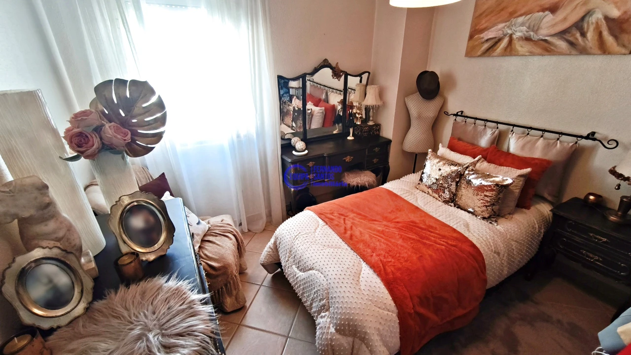 Moradia T4 para Venda em São Bartolomeu de Messines Foto 27