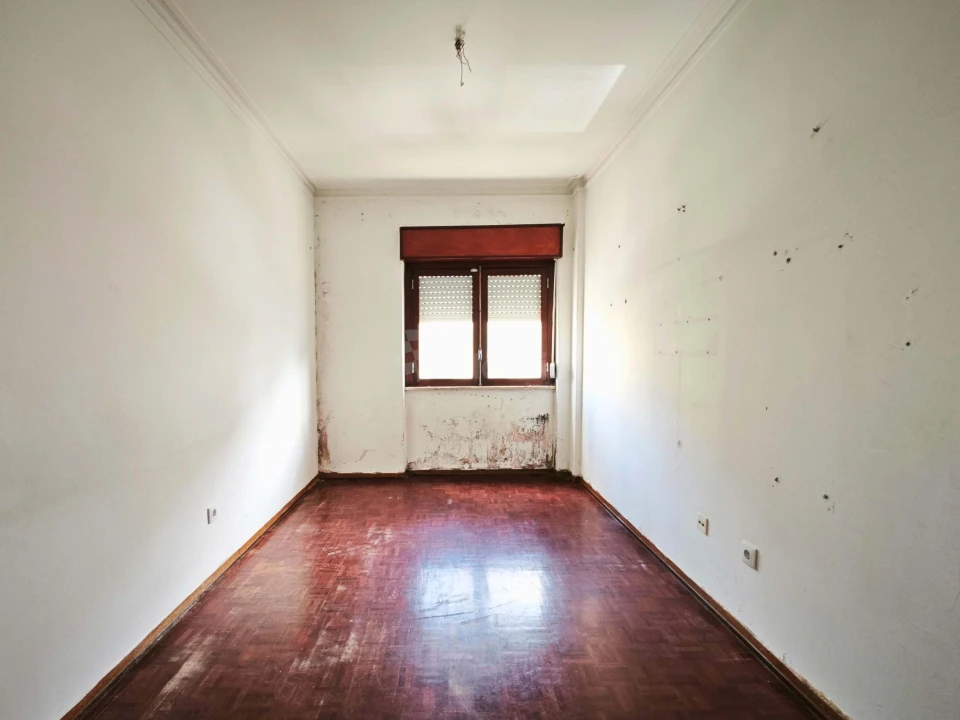Apartamento T2 para Venda em Odivelas Foto 7