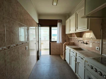 Apartamento T2 para Venda em Odivelas