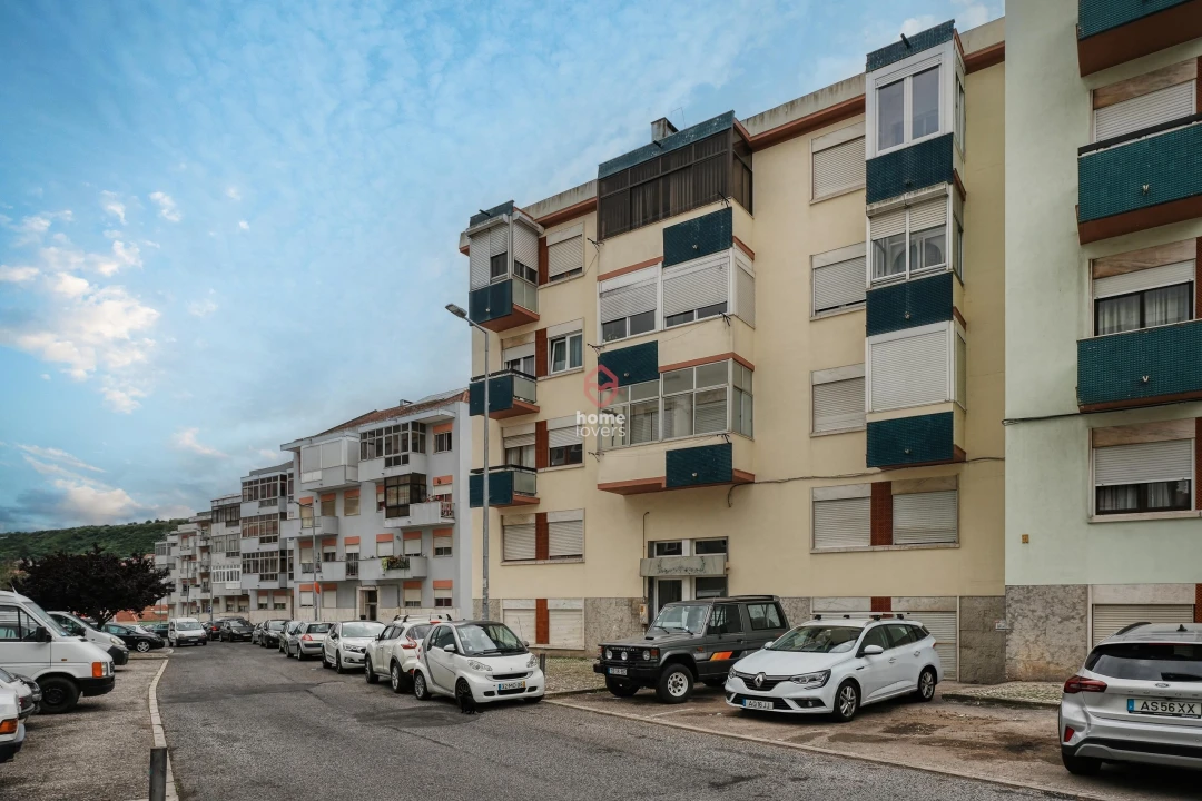 Apartamento T2 para Venda em Odivelas Foto 16