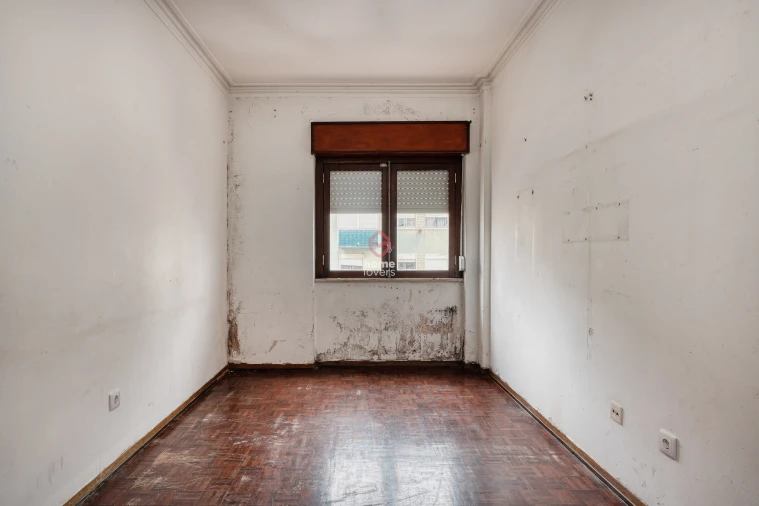 Apartamento T2 para Venda em Odivelas Foto 9