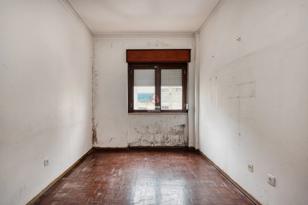 Apartamento T2 para Venda em Odivelas Foto 9