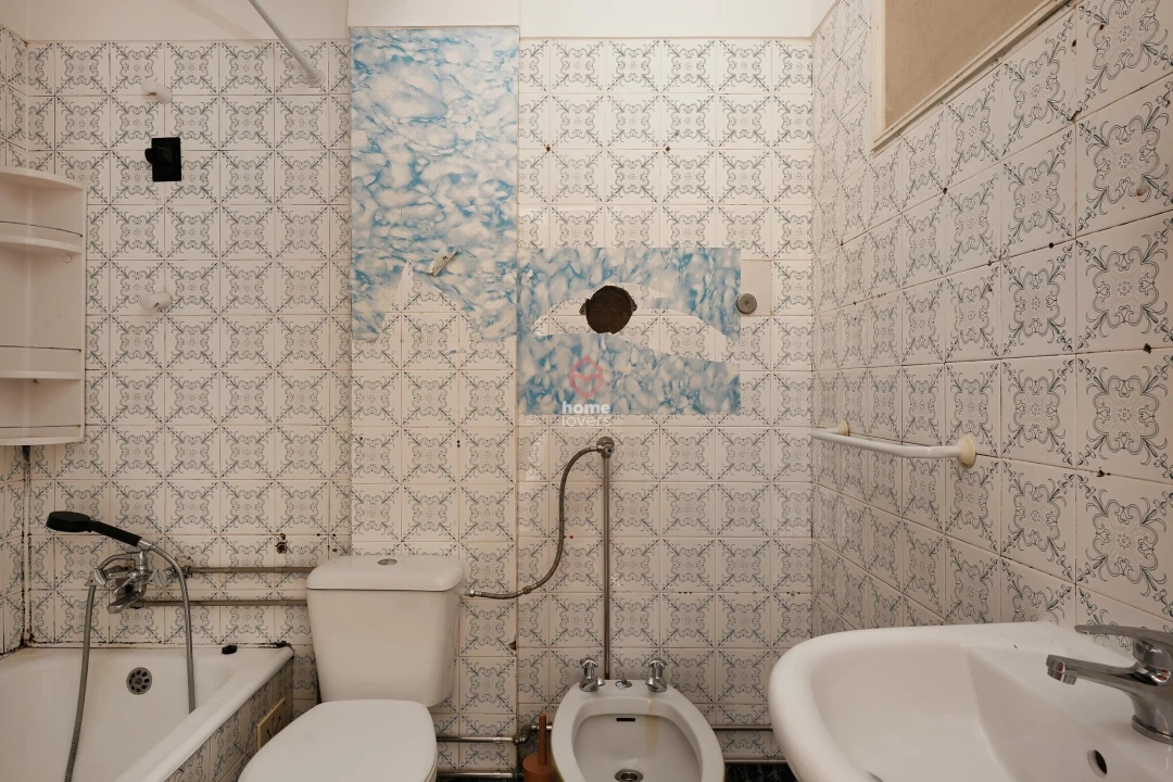 Apartamento T2 para Venda em Odivelas Foto 11