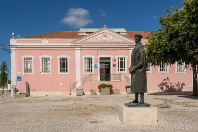 Apartamento T3 para Venda em Santa Maria do Castelo e Santiago e Santa Susana