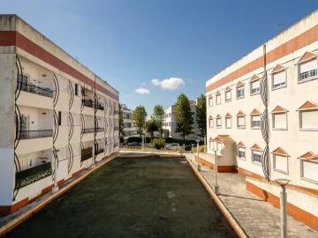 Apartamento T3 para Venda em Santa Maria do Castelo e Santiago e Santa Susana
