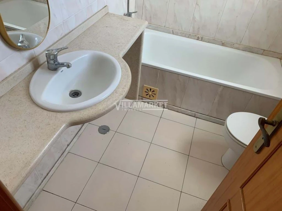 Apartamento T3 para Venda em Santa Maria do Castelo e Santiago e Santa Susana Foto 10