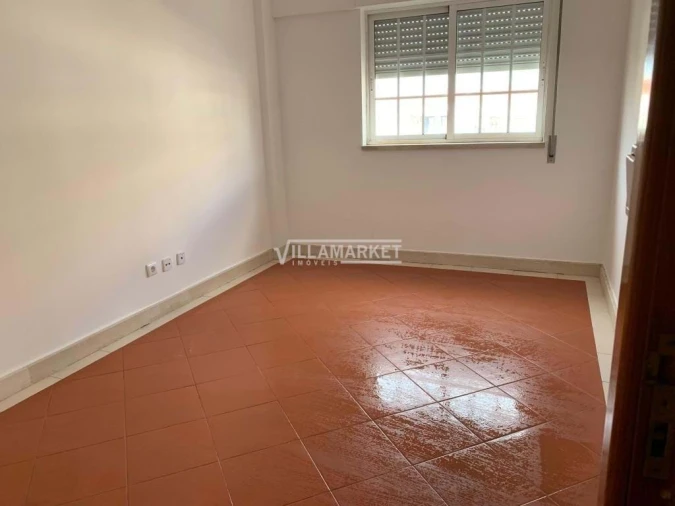 Apartamento T3 para Venda em Santa Maria do Castelo e Santiago e Santa Susana Foto 9