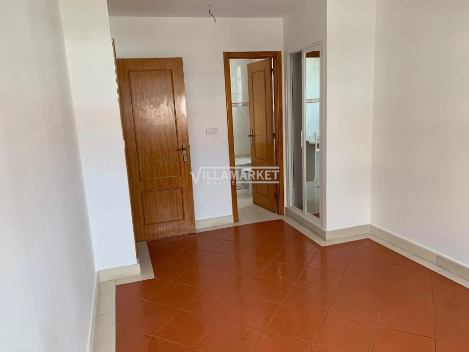 Apartamento T3 para Venda em Santa Maria do Castelo e Santiago e Santa Susana Foto 8