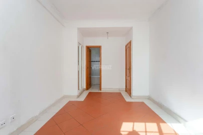 Apartamento T3 para Venda em Santa Maria do Castelo e Santiago e Santa Susana
