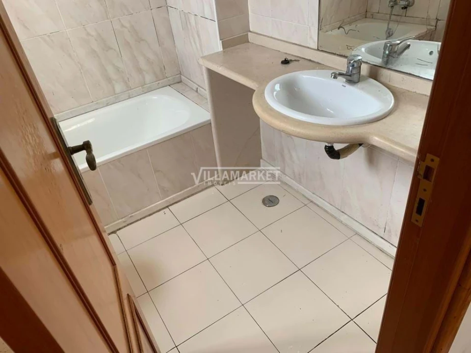 Apartamento T3 para Venda em Santa Maria do Castelo e Santiago e Santa Susana Foto 8