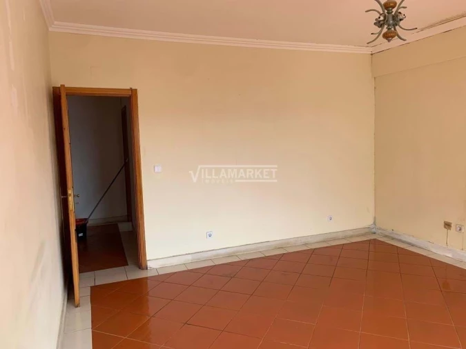 Apartamento T3 para Venda em Santa Maria do Castelo e Santiago e Santa Susana Foto 5