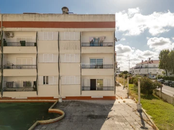 Apartamento T3 para Venda em Santa Maria do Castelo e Santiago e Santa Susana