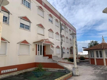Apartamento T3 para Venda em Santa Maria do Castelo e Santiago e Santa Susana