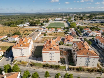 Apartamento T3 para Venda em Santa Maria do Castelo e Santiago e Santa Susana