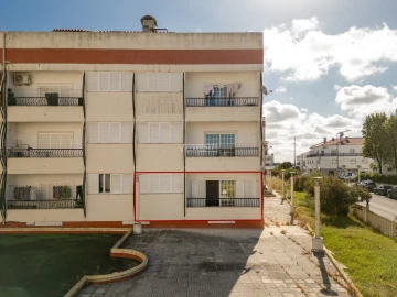 Apartamento T3 para Venda em Santa Maria do Castelo e Santiago e Santa Susana