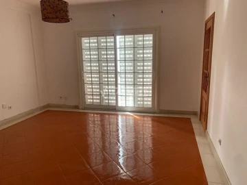 Apartamento T3 para Venda em Santa Maria do Castelo e Santiago e Santa Susana