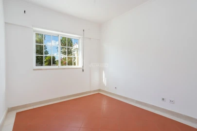 Apartamento T3 para Venda em Santa Maria do Castelo e Santiago e Santa Susana