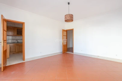 Apartamento T3 para Venda em Santa Maria do Castelo e Santiago e Santa Susana